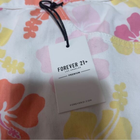 Forever 22 Plus Size White Pink Yellow Orange Lightweight Floral Shorts Size 20 - Picture 4 of 8